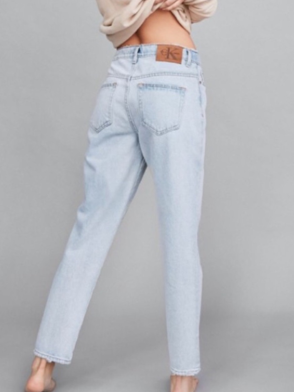 Calvin Klein Boyfriend Jeans - Light Blue Denim Button Fly Women’s Size 28 Waist
